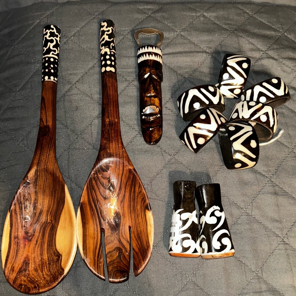 6 Batik Bone Napkin Rings, Salt /pepper Shakers, tiki opener, salad spoon/fork